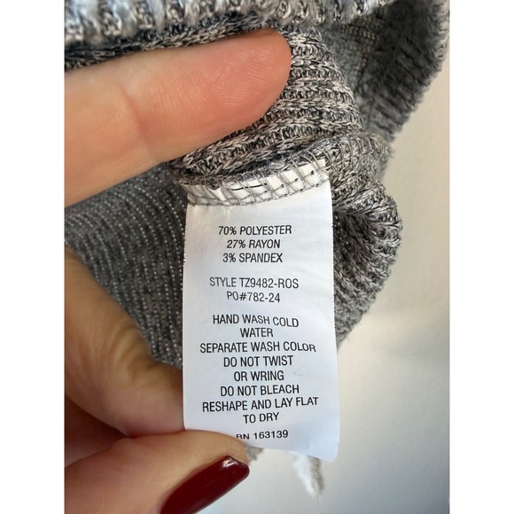 Frankee Skylarr Ribbed Knit Hoodie Cropped Long Sleeve Gray XL - Picture 3 of 5